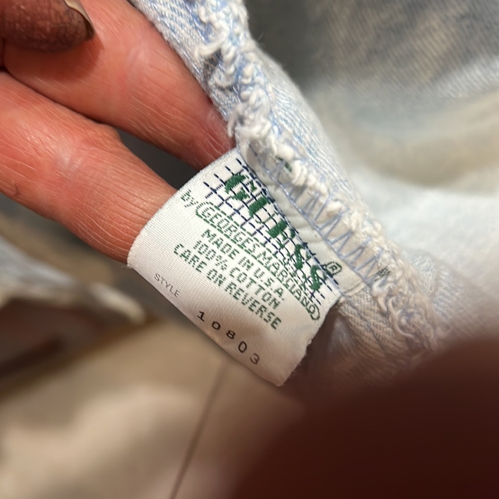 Guess jean jacket - Picture 10 of 16